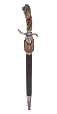 Lot 93 - BAVARIAN IRON HUNTING HIRSCHFÄNGER