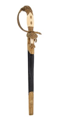 Lot 89 - PRUSSIAN OBERLANDFÖRSTERMEISTER GALA HIRSCHFÄNGER WITH SKINNING KNIFE CA 1900.