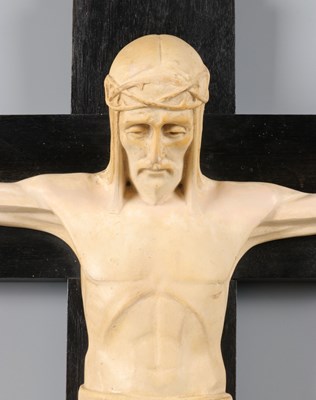 Lot 130 - Art Deco Ceramic Corpus Christi on Lacquered Wooden Cross
