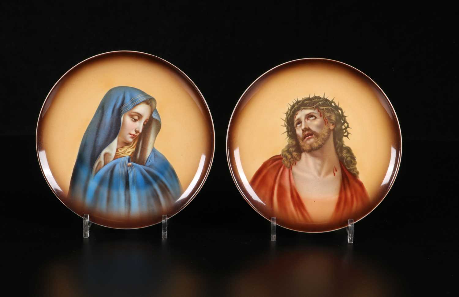 Lot 94 - Pair of Porcelain Plates Depicting the Virgin Mary and Christ, by Société Céramique