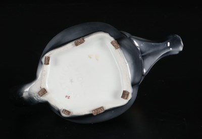 Lot 16 - Theepot in de vorm van een kat, Mosa Maastricht