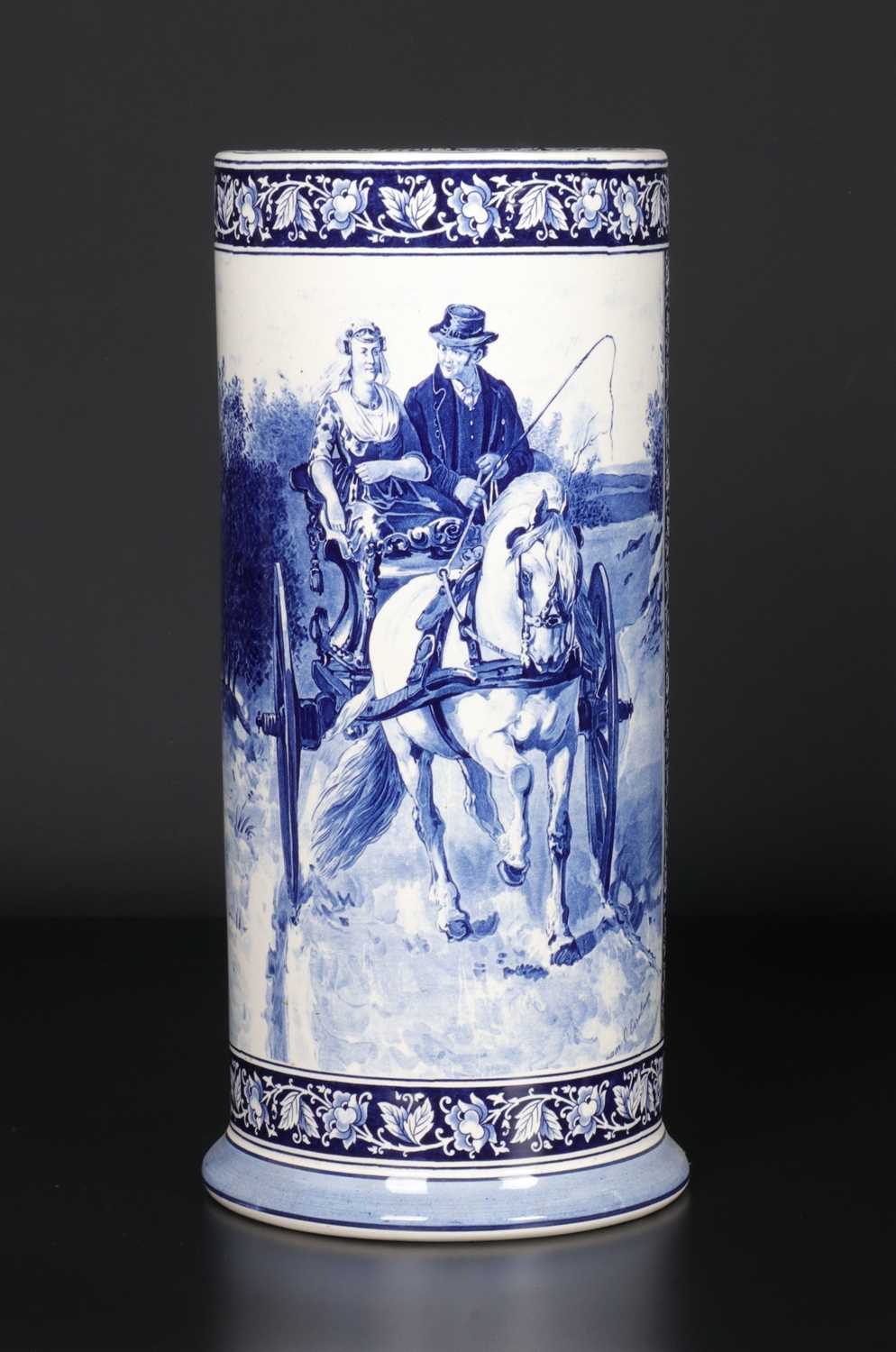 Lot 36 - Paraplubak met Friese Sjees en Arreslee, Société Céramique