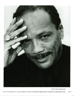 Lot 20 - Fotografie - Patrick Demarchelier - Persfoto Quincy Jones 1990