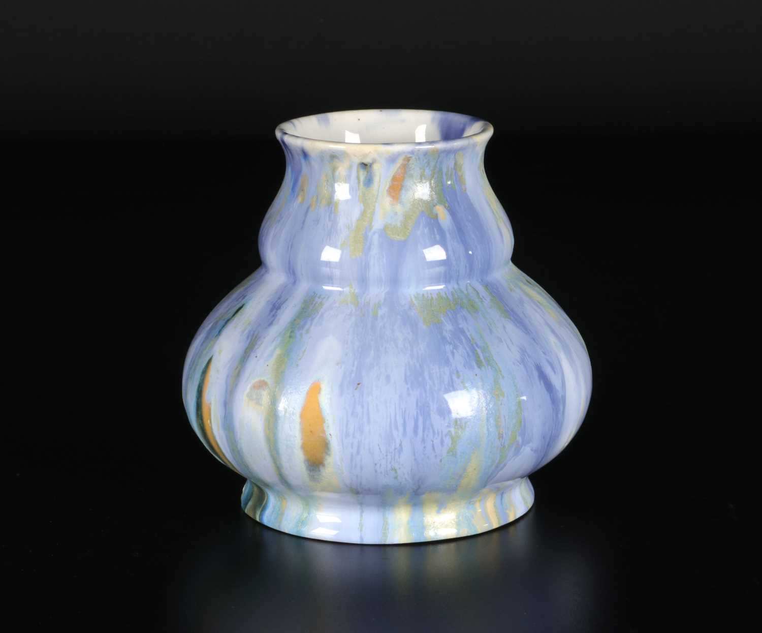 Lot 560 - Vaasje met luster glazuur, Henri Verstijnen, Société Céramique.