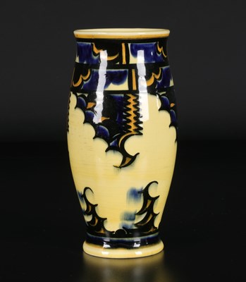 Lot 568 - Vaas, decor ‘Leros’, ontwerp Willem Rozendaal, De Sphinx.