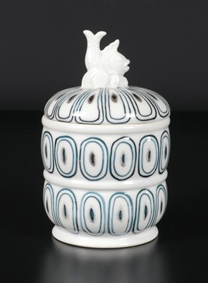 Lot 583 - Koekjespot met deksel, Edmond Bellefroid, Mosa Maastricht.