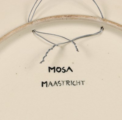 Lot 538 - Schotel met jachtscène, Hubert Levigne (1905-1989), Mosa.
