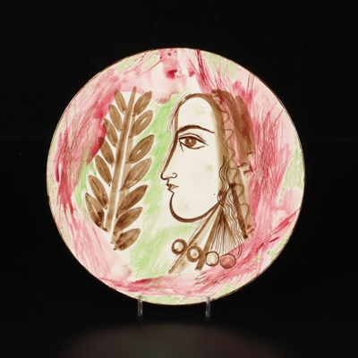 Lot 525 - Schotel met vrouwenportret, Charles Eyck, Royal Sphinx.