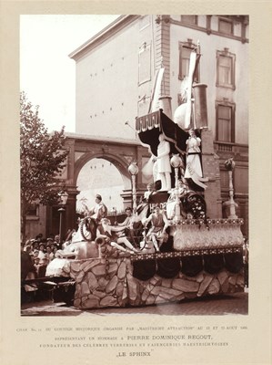 Lot 722 - Cortège historique Maastricht, 1905.