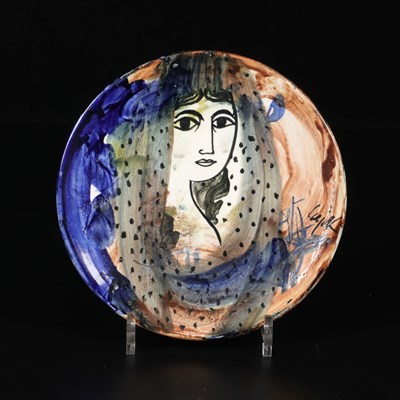 Lot 526 - Bord met gesluierde dame, Charles Eyck.