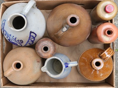 Lot 4 - Koop divers aardewerk in 3 dozen