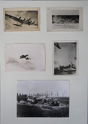 Lot 233 - WO II - Map met 53 originele Oorlogsfoto's mei 1940