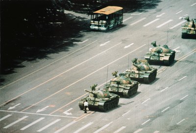 Lot 34 - Fotografie - Stuart Franklin - Tankman, Tiananmen Square 1989