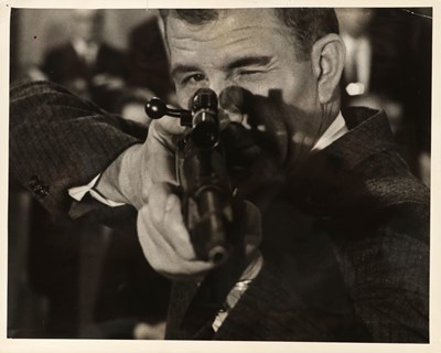 Lot 63 - Fotografie - The Trial of Lee Harvey Oswald met John Pleshette, Universal Television 1964