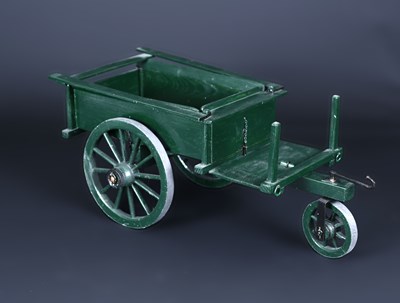 Lot 116 - Houten miniatuur van een zgn. ‘Kiepkarre’, model ‘1880'.