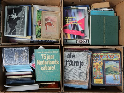 Lot 326 - Koop boeken in 4 dozen.