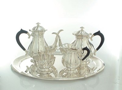Lot 1632 - Vierdelig zilveren koffie- en theeservies