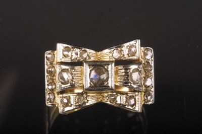 Lot 1050 - 18-krt. gouden diamanten ring.
