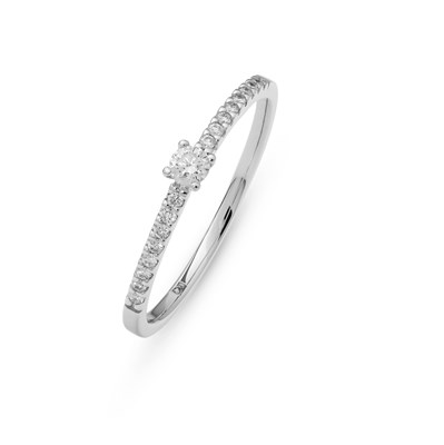 Lot 19 - White Gold Eternity Ring with Diamonds
