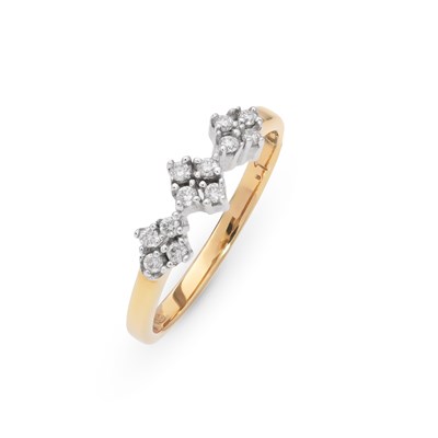 Lot 533 - 14K Gold Diamond Ring