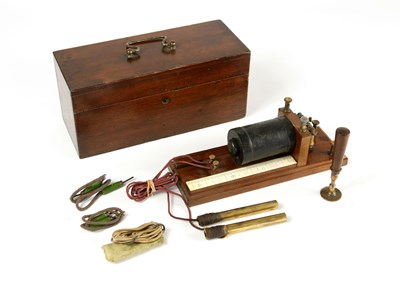 Lot 200 - A Late 19th Century Medical Induction Coil With Brass Fittings.