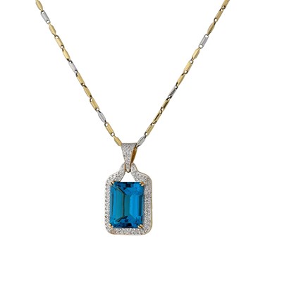 Lot 189 - Gold Pendant with large Topaz and Diamonds on Gold Necklace