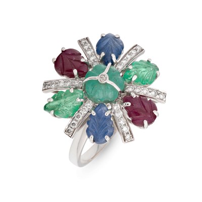 Lot 196 - Gold Ring with Diamonds, carved Emerald, Ruby and Sapphire