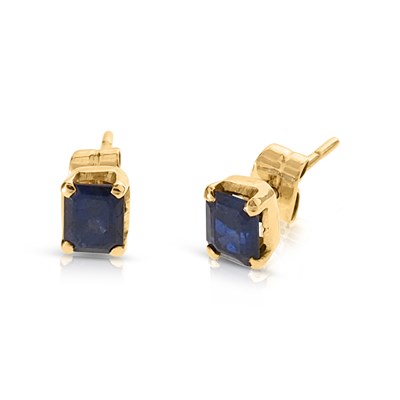 Lot 463 - Pair of Gold Ear Studs set with Sapphire Solitaire