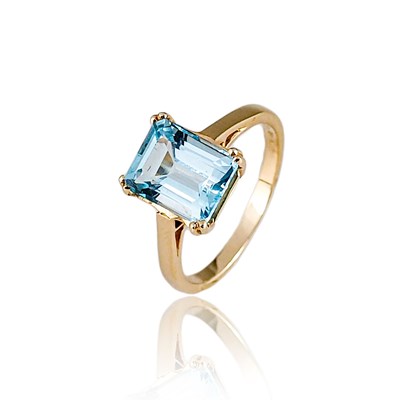 Lot 472 - Gold Ring with Topaz Solitaire