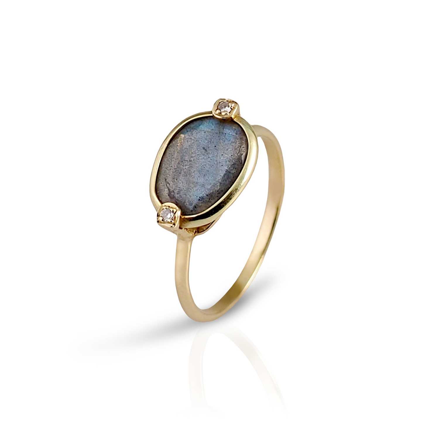 Lot 612 - 14K Gold, Labradorite and Diamond Ring