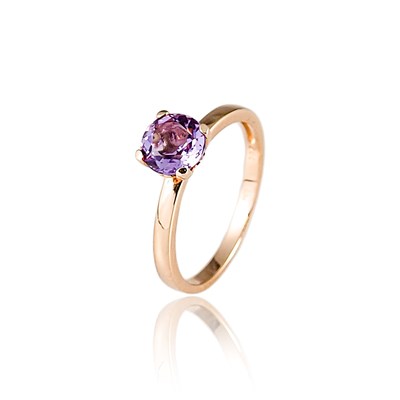Lot 501 - Gold Ring set with Amethyst Solitaire