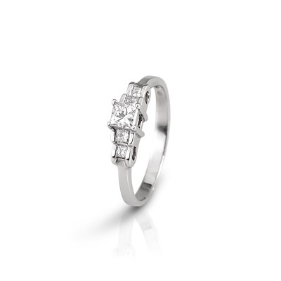 Lot 608 - White Gold Ring set with Princess Cut Diamonds