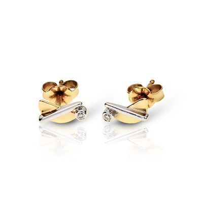 Lot 613 - Pair of Gold Ear Studs set with Solitaire Diamonds