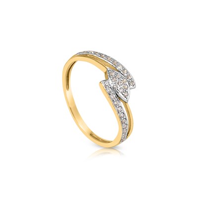 Lot 622 - Gold and set with Diamonds Wave Ring