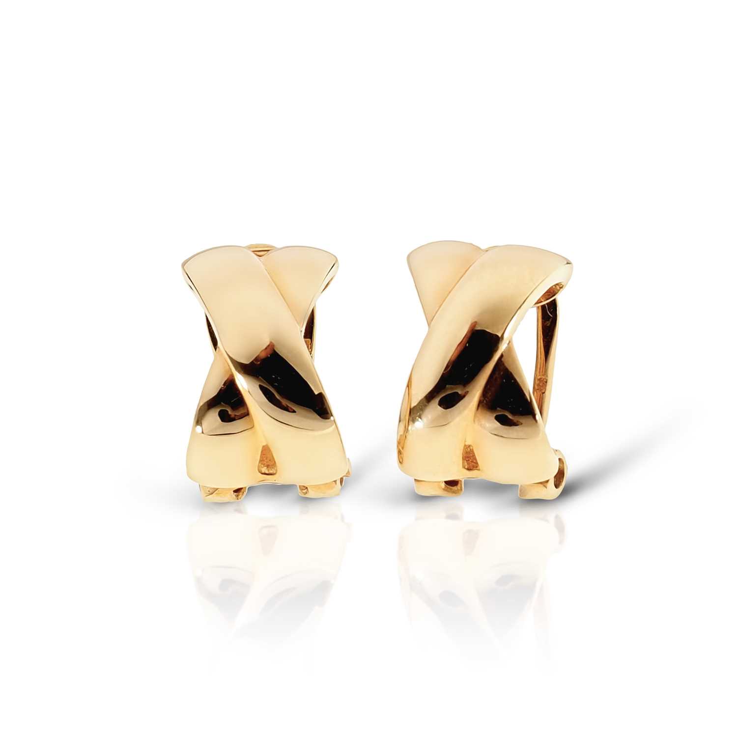 Lot 58 - Pair of 14K Gold Double Wave Ear clips