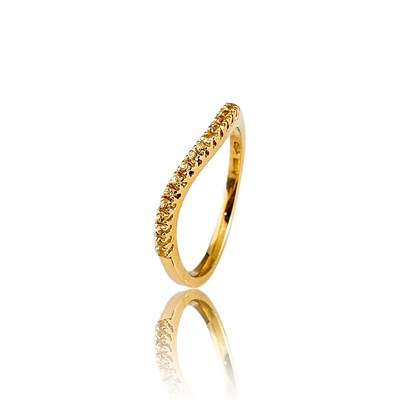 Lot 661 - Gold and Sapphire Wave Ring