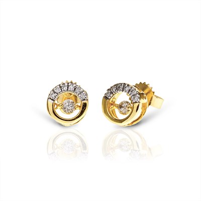 Lot 142 - Pair of 18k Gold and Diamond Ear Studs