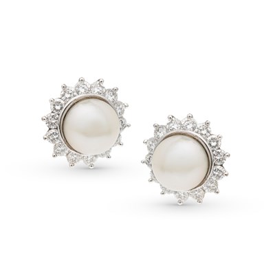 Lot 715 - Pair of Gold Ear Studs set with Diamonds and Solitaire Pearl