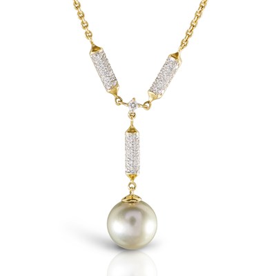 Lot 140 - 18K Gold Necklace with Diamond and Pearl Pendant