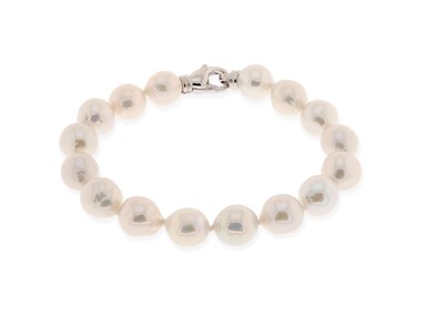 Lot 758 - Cultured Baroque Nucleus Pearl Bracelet with Silver Lock