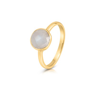 Lot 814 - Gold Ring set with Moonstone Solitaire