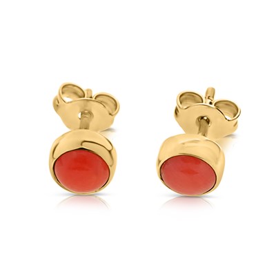 Lot 825 - Pair of Gold Ear Studs set with Coral