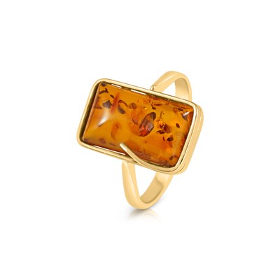 Lot 601 - 14K Gold Ring with Amber Solitaire