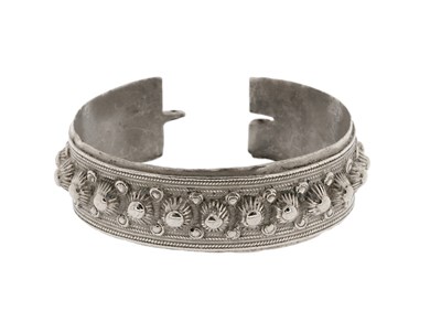 Lot 194 - Indian Silver Bracelet
