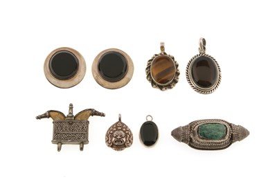 Lot 259 - Mixed Lot of Asian Silver Jewellery