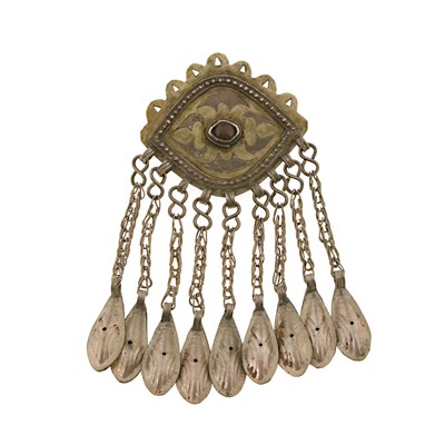 Lot 149 - A Fire-Gilded Silver and Carnelian Pendant