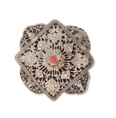 Lot 235 - Indian Silver Brooch