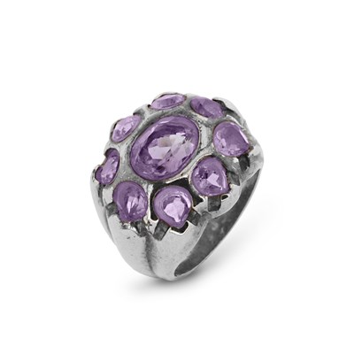 Lot 268 - Indian Sterling Silver and Amethyst Ring