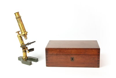 Lot 105 - A French Compound achromatic Monocular Microscope