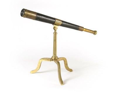 Lot 208 - A 19th Century English Brass Telescope